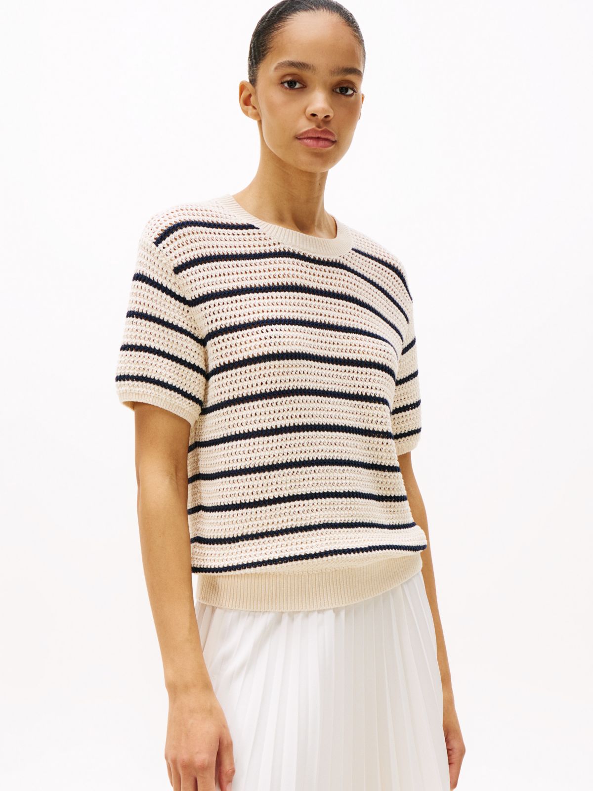 Ivory Petal / Dark Night Navy Stripe